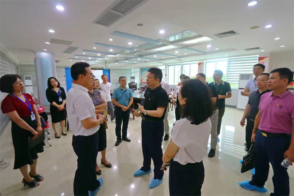 省委直属机关工委赴我中心开展党建工作调研指导