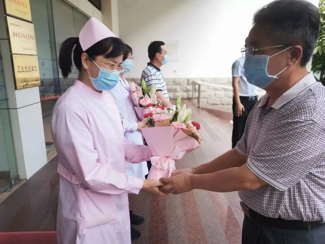 勇于“儋”当 不负使命——省血液中心派员赴儋州开展新冠肺炎康复者恢复期血浆采集工作