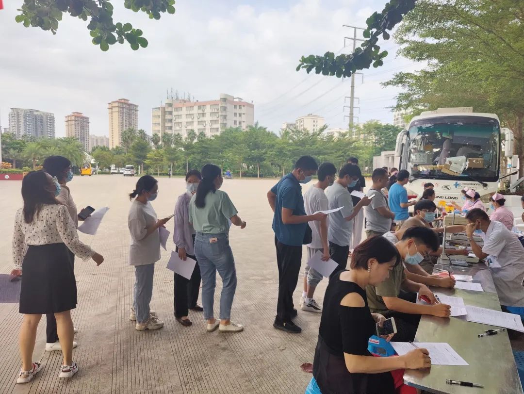 共抗新冠疫情 热血奉献爱心——中国热带农业科学院组织无偿献血活动