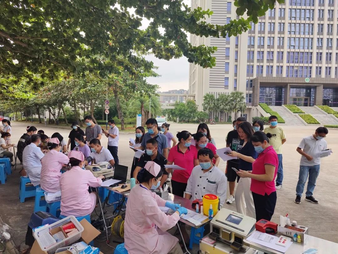 共抗新冠疫情 热血奉献爱心——中国热带农业科学院组织无偿献血活动