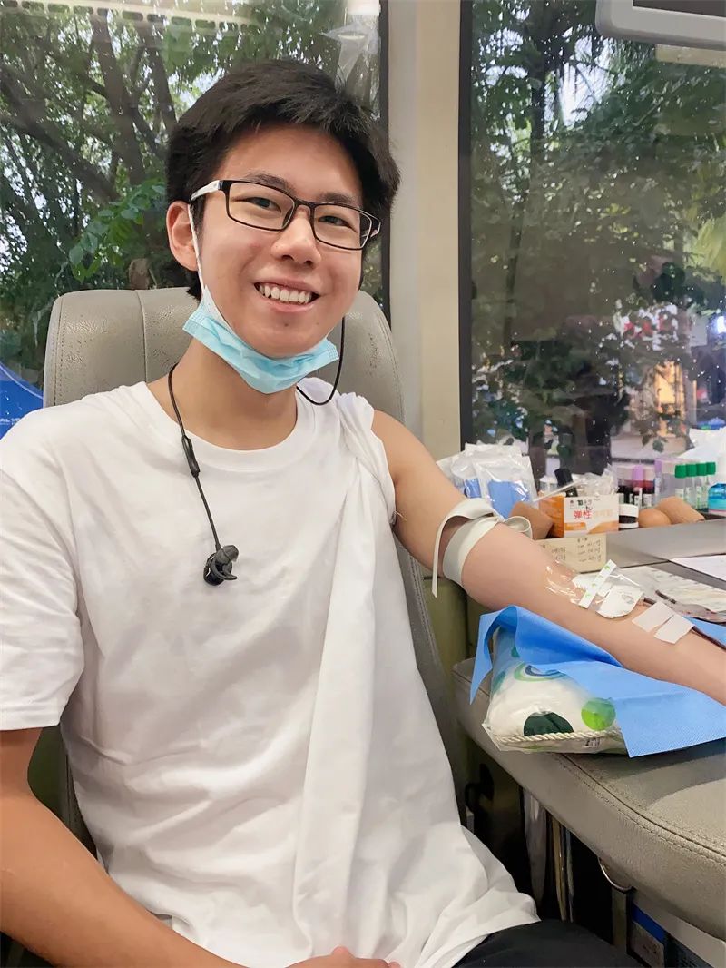 热血献礼开学季，海医学子有担当！