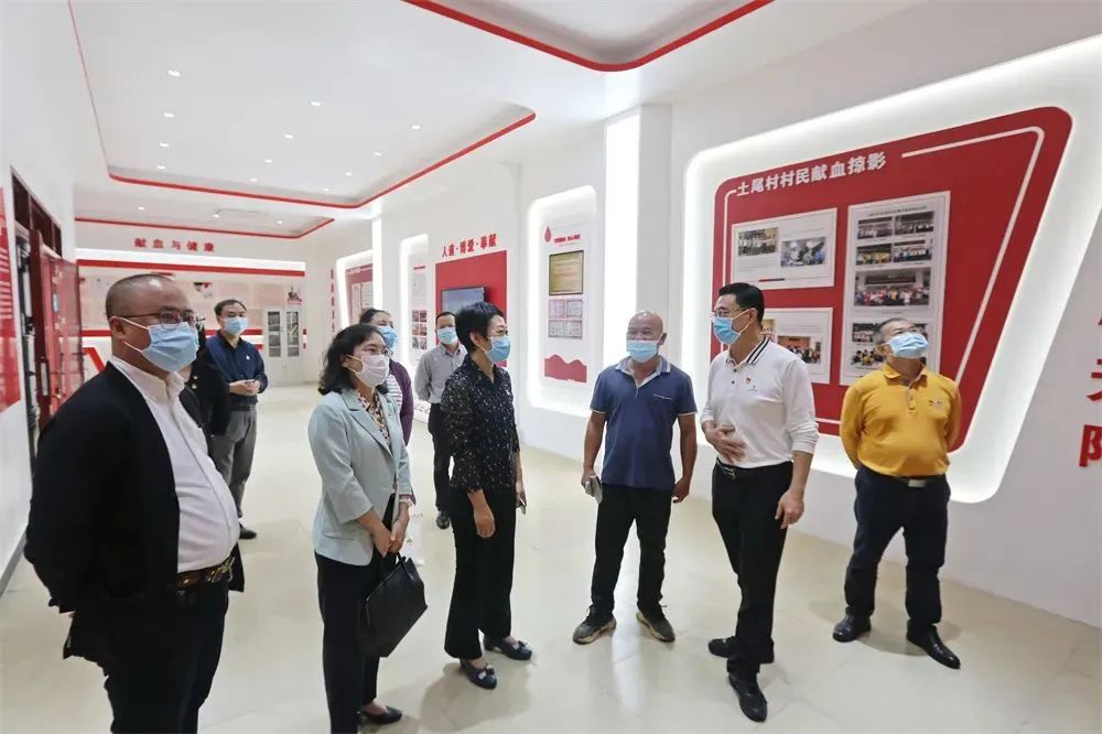 驻省卫健委纪监组、省卫健委人事处、机关党委工会党支部，省血液中心党支部，省中医院内科党支部，澄迈土尾村党支部联合开展主题党日活动