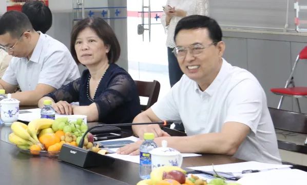 海南省血液中心召开退休干部职工“学习二十大 奋进新征程 永远跟党走”座谈会