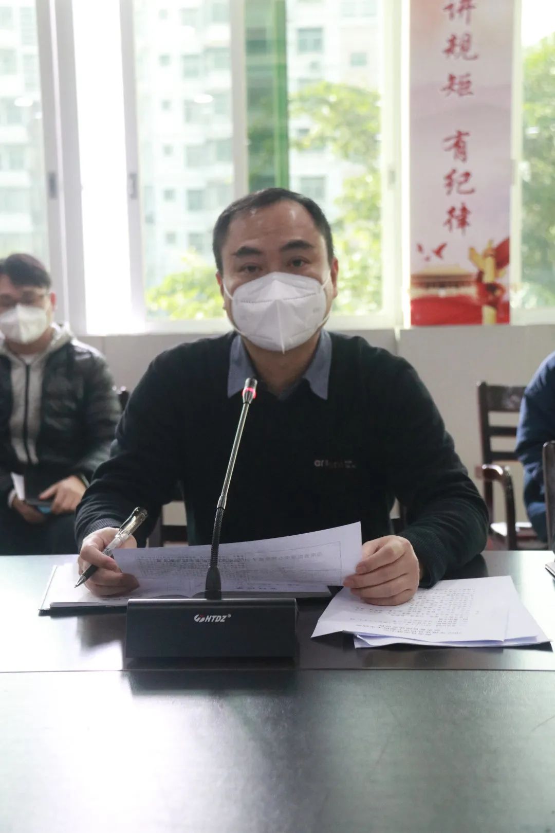 省血液中心召开2022年度党员领导干部民主生活会征求意见座谈会