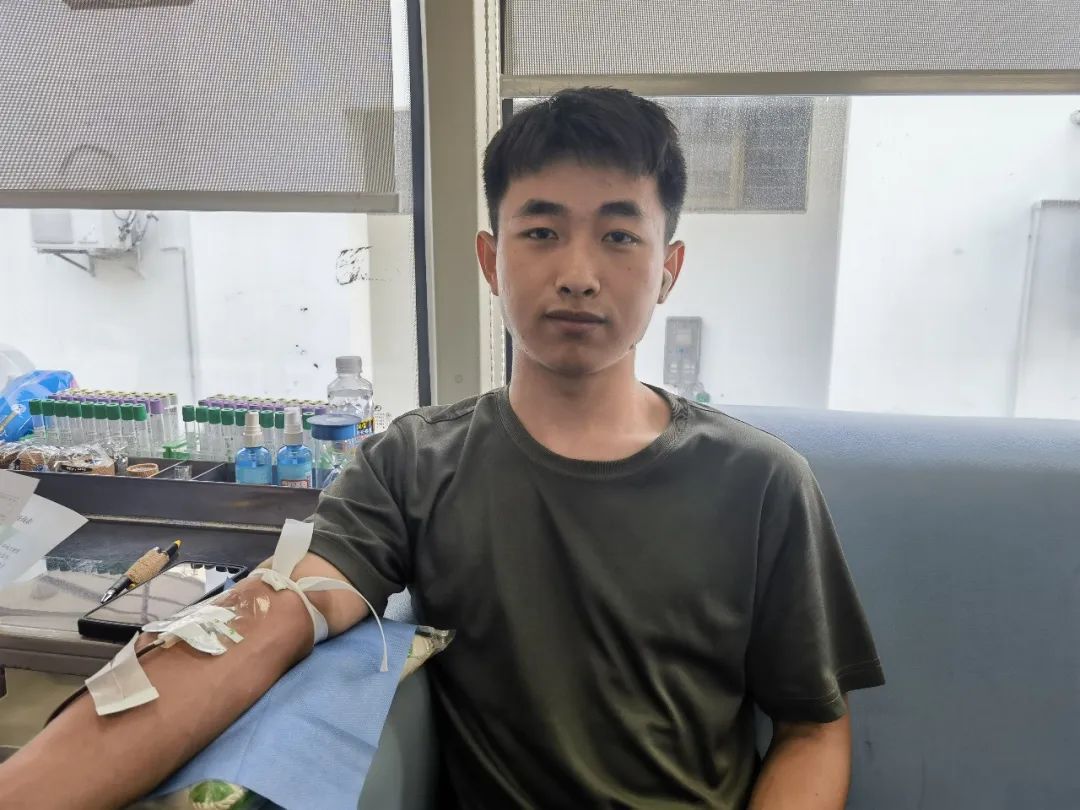 芸芸众生献爱心 涓涓碧血汇玉壶——海南医学院组织无偿献血活动