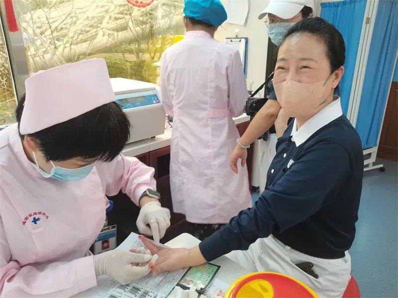 美丽海南 卷袖之爱