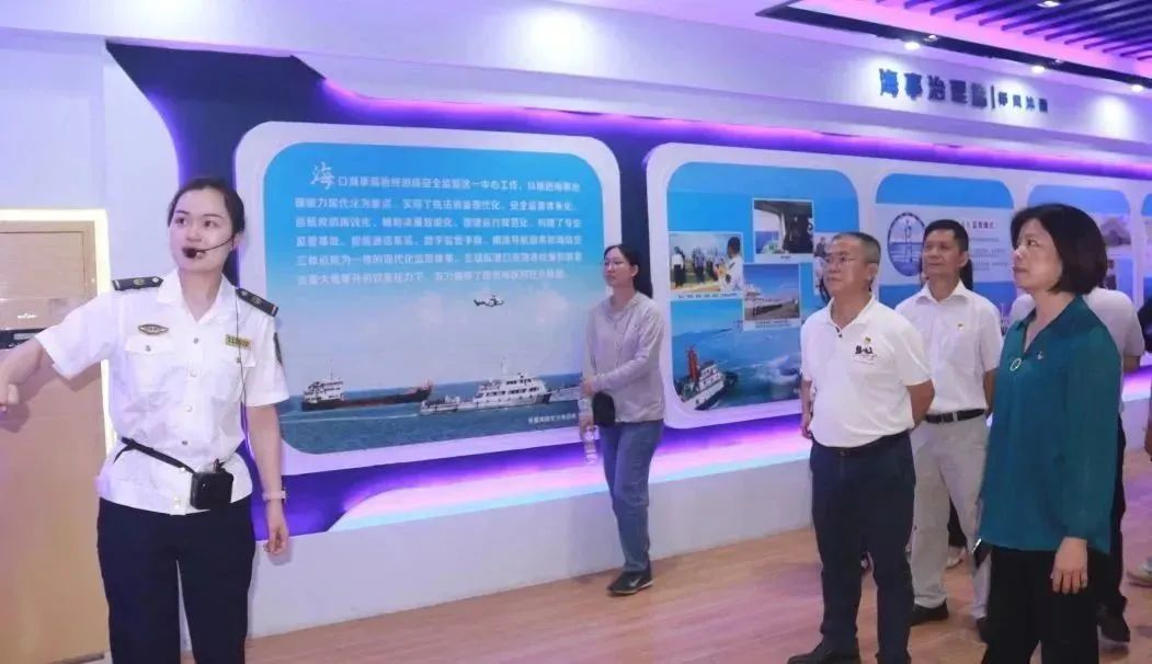 海南省血液中心党委联合海口海事局党委开展“联学联做 同心筑梦”主题党日活动