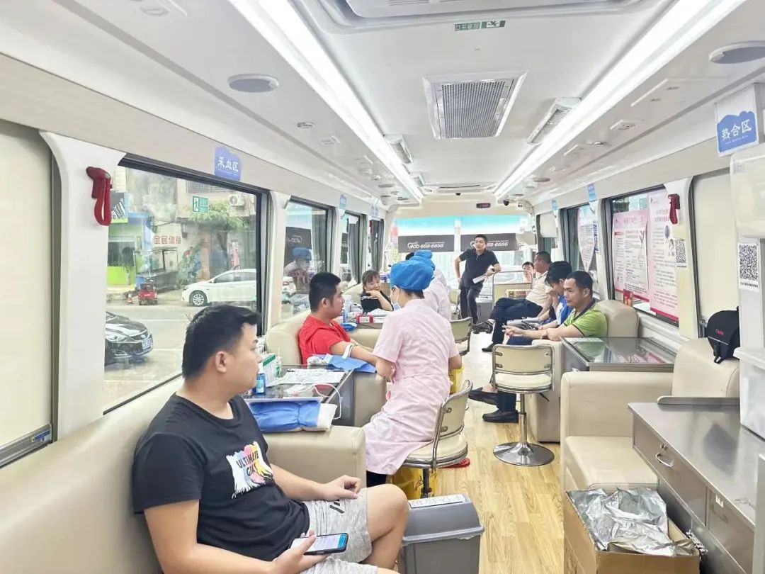 小乡镇里涌大爱——无偿献血走进文昌市蓬莱镇