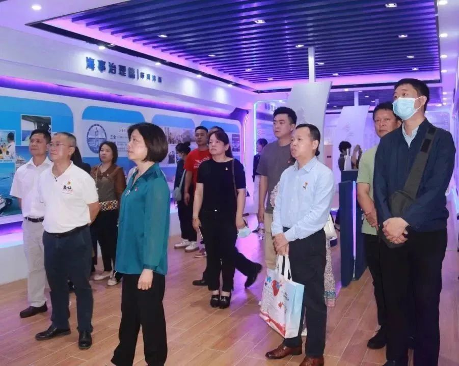 海南省血液中心党委联合海口海事局党委开展“联学联做 同心筑梦”主题党日活动