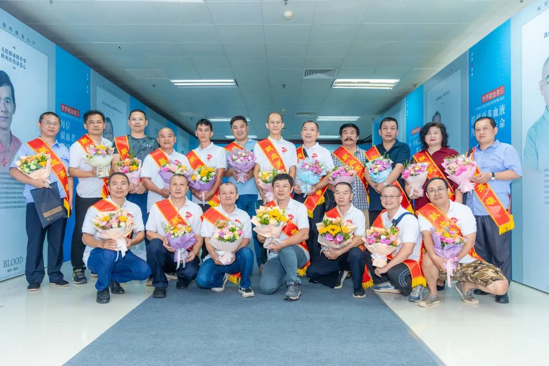 Hi , 热血者朋友，这是一篇关于你们的专属回忆！