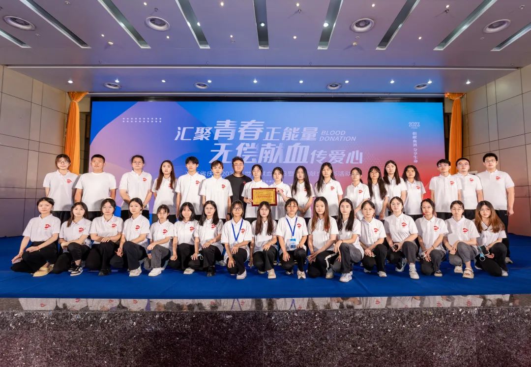 Hi , 热血者朋友，这是一篇关于你们的专属回忆！