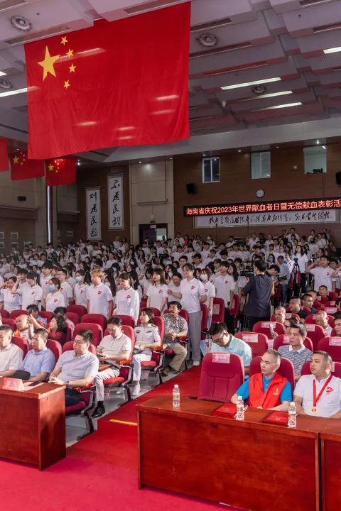 Hi , 热血者朋友，这是一篇关于你们的专属回忆！