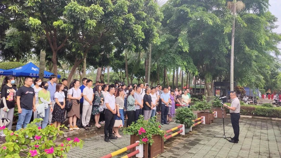 2023年“评估有爱 真情奉献”主题党日无偿献血活动