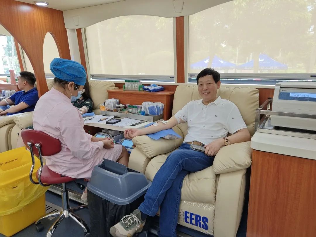 2023年“评估有爱 真情奉献”主题党日无偿献血活动