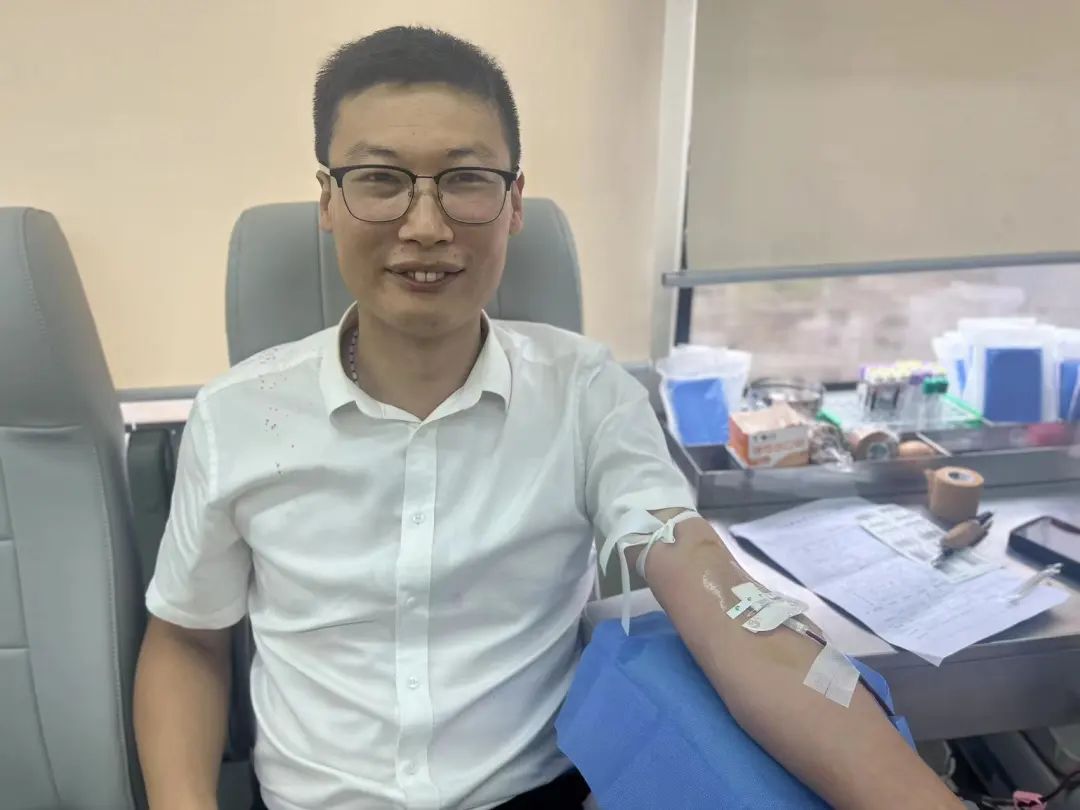 爱心凝聚力量 热血传递真情——海南省老年病医院组织无偿献血活动