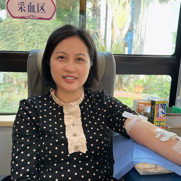 倡导者先行 热血书写担当——海南省血液中心开展2024年迎新春中心职工无偿献血活动