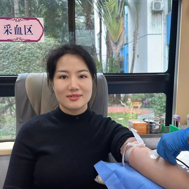 倡导者先行 热血书写担当——海南省血液中心开展2024年迎新春中心职工无偿献血活动