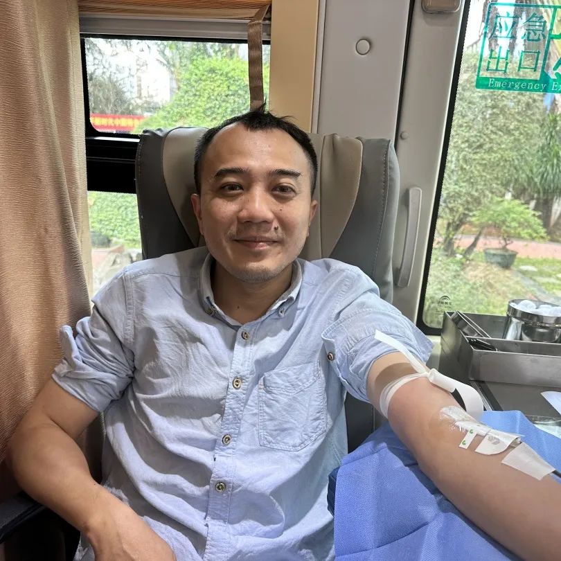 倡导者先行 热血书写担当——海南省血液中心开展2024年迎新春中心职工无偿献血活动