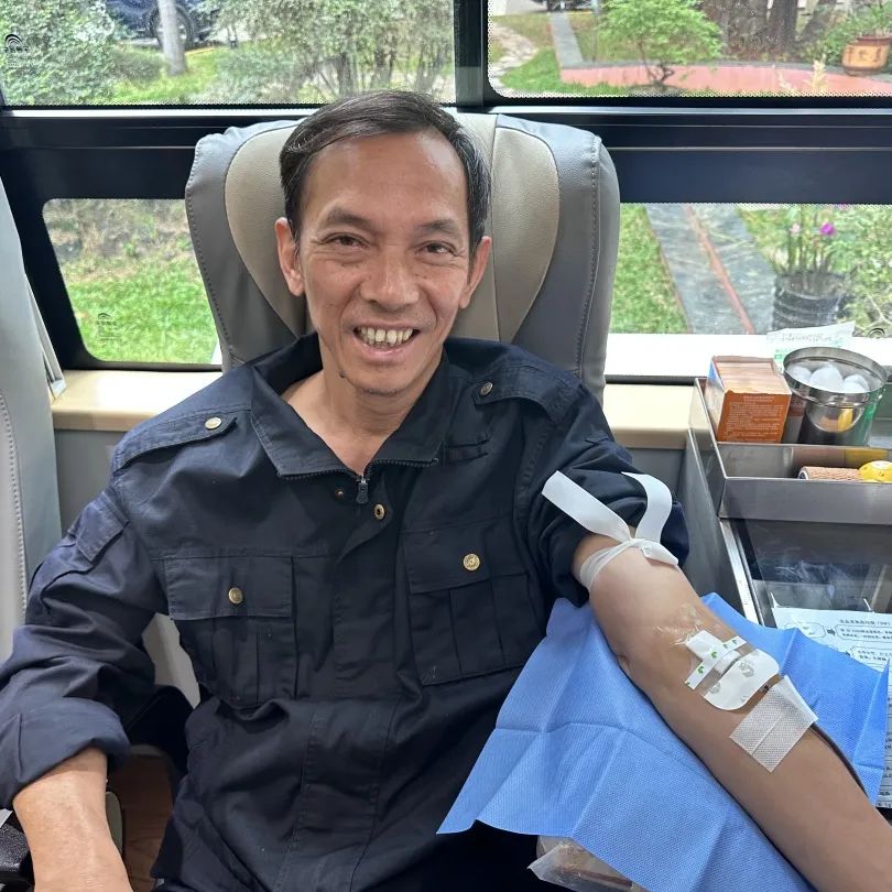 倡导者先行 热血书写担当——海南省血液中心开展2024年迎新春中心职工无偿献血活动