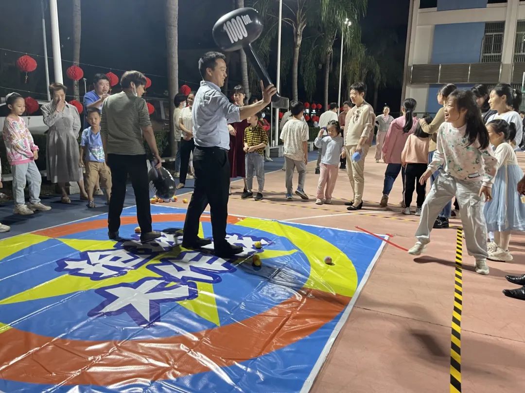 闹元宵 庆团圆 启新程 献爱心——海南省血液中心开展元宵游园活动