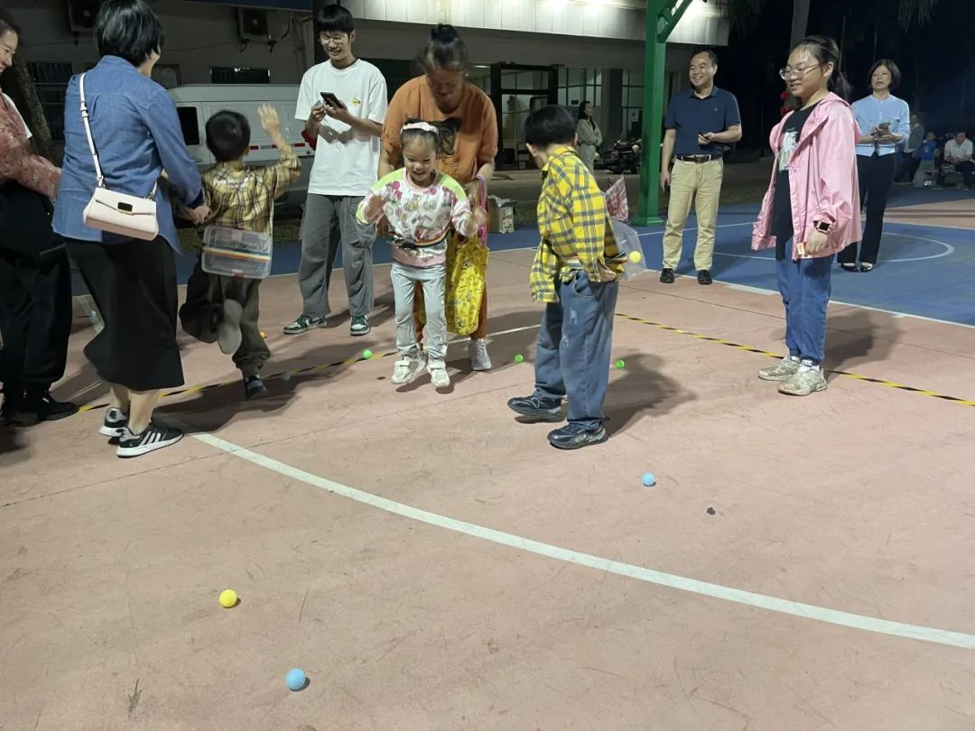 闹元宵 庆团圆 启新程 献爱心——海南省血液中心开展元宵游园活动