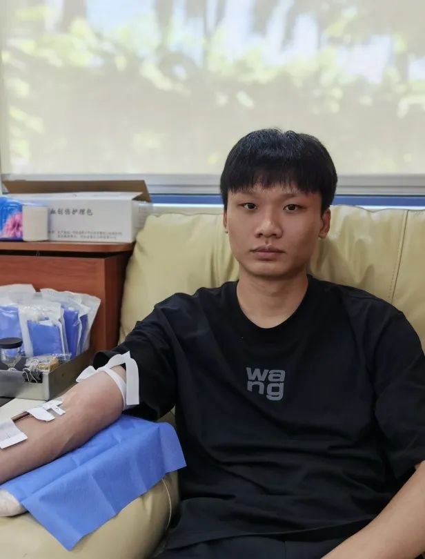 捐献青春热血 彩绘人生画卷——2024年海南日报报业集团无偿献血爱心活动