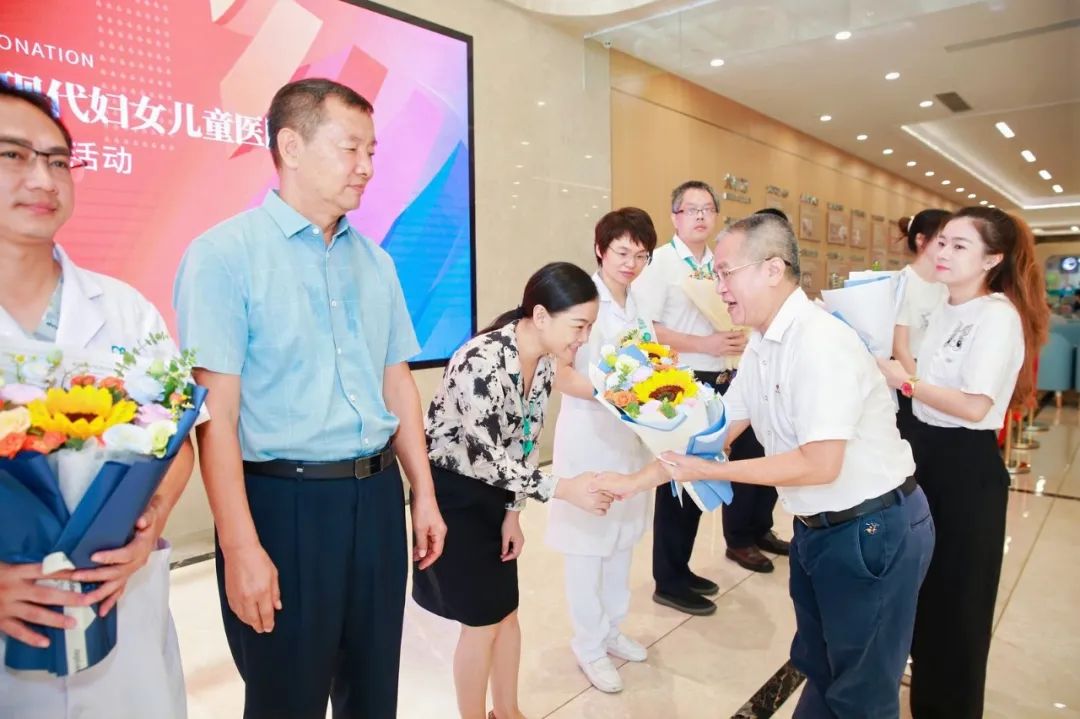 为爱挽袖 “医”不容辞|海南现代妇女儿童医院开展无偿献血活动