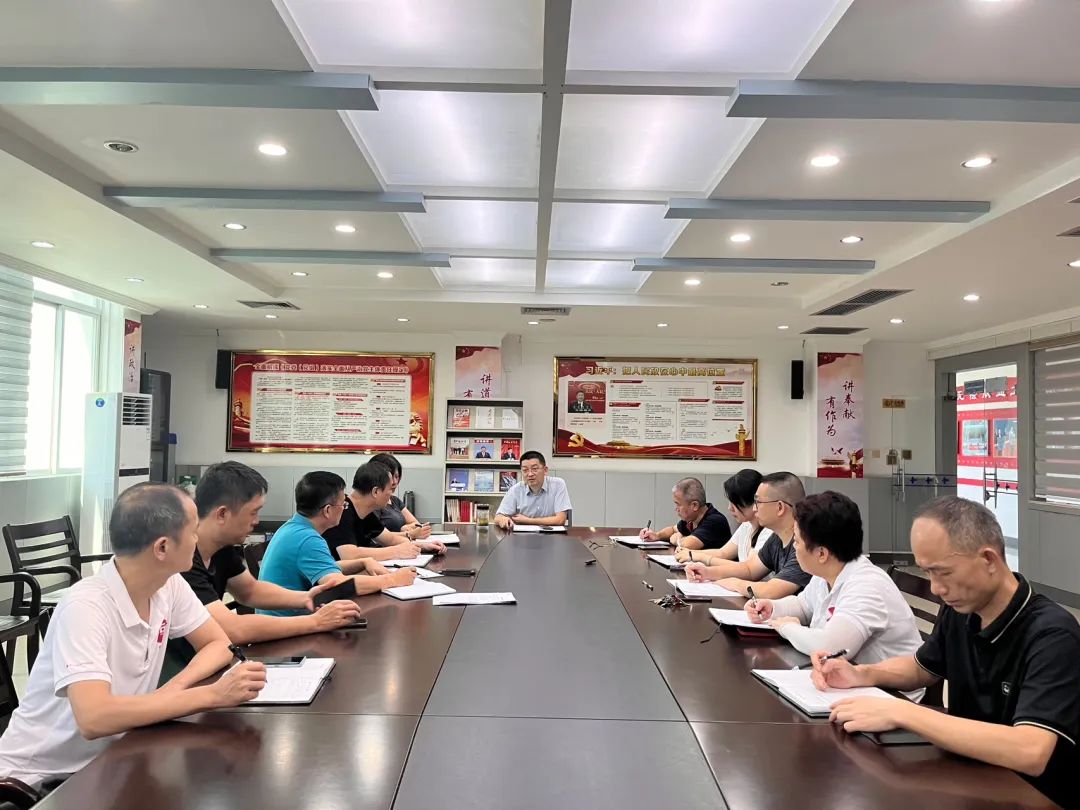 彰显党员担当 助力家园重建 ——海南省血液中心灾后恢复工作加紧开展