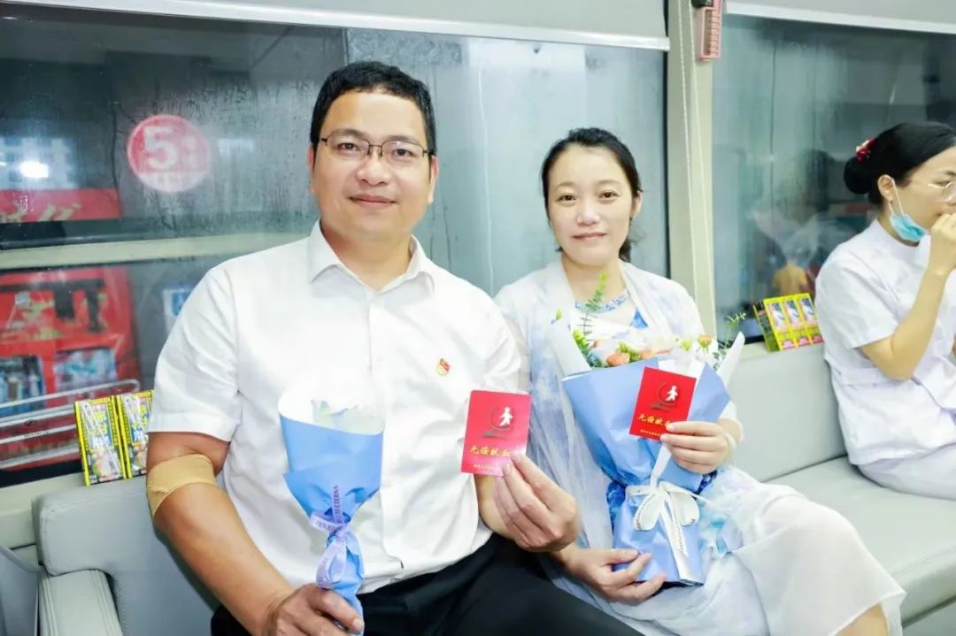 23年献血33次 医师李国雄的“医”腔热血