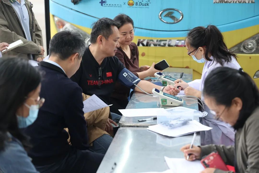 一腔热血助力生命续航——中国热带农业科学院开展2024年无偿献血活动