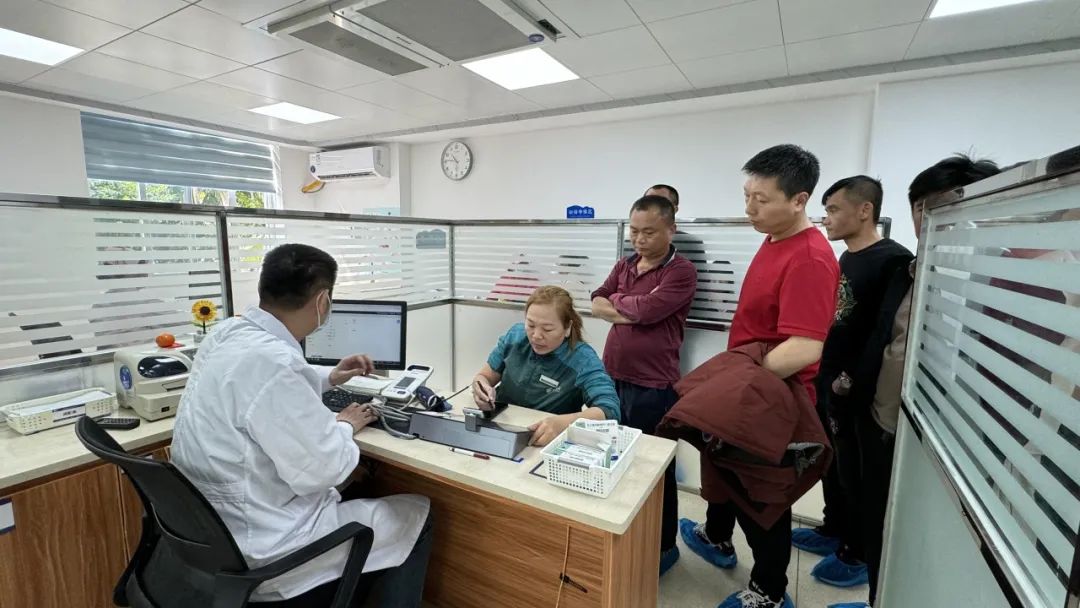 连续9年，海南这个村集结爱心只为这件事……