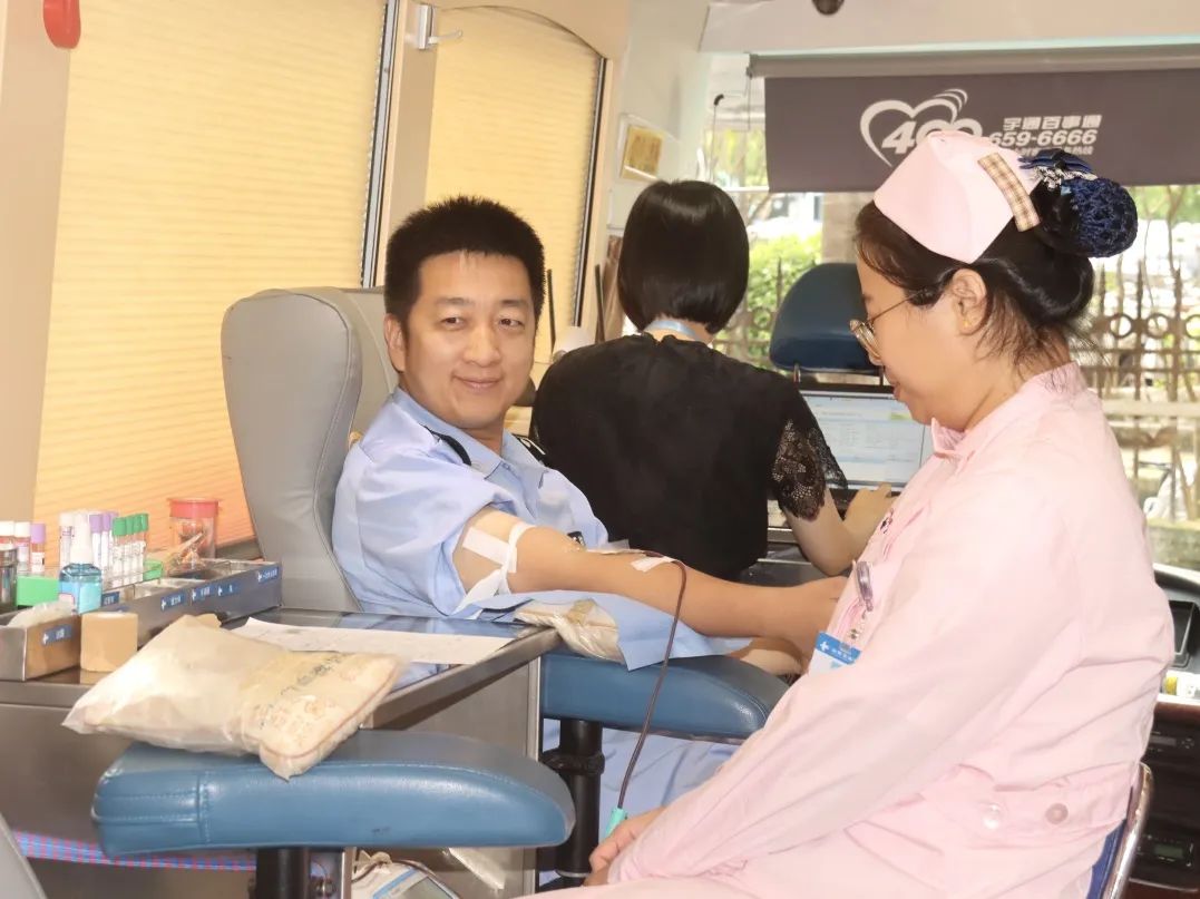 热血践初心 奉献庆“七一”——海南多家单位联合开展无偿献血活动献礼党的生日