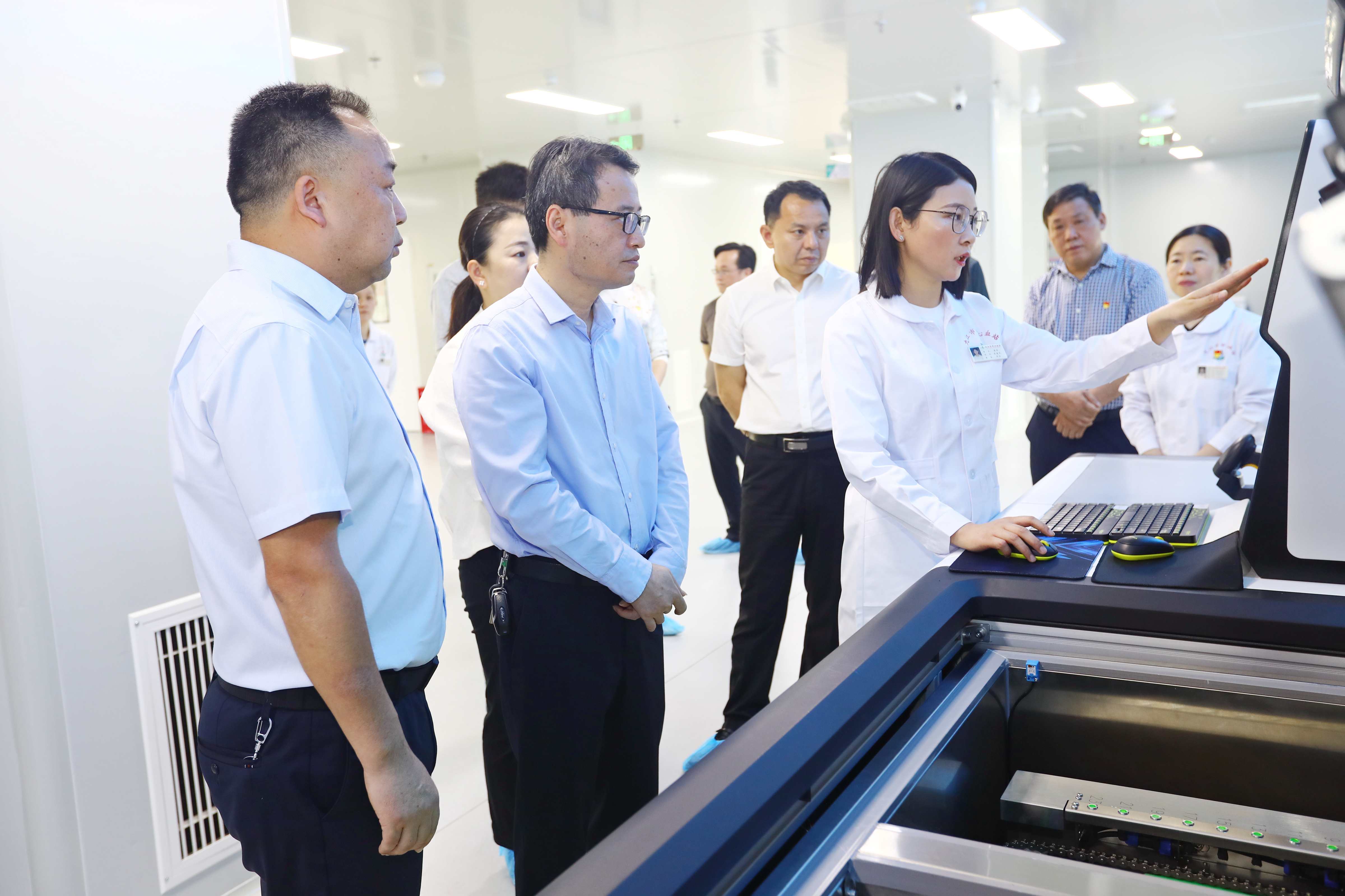 市政府副市长马海威调研无偿献血工作