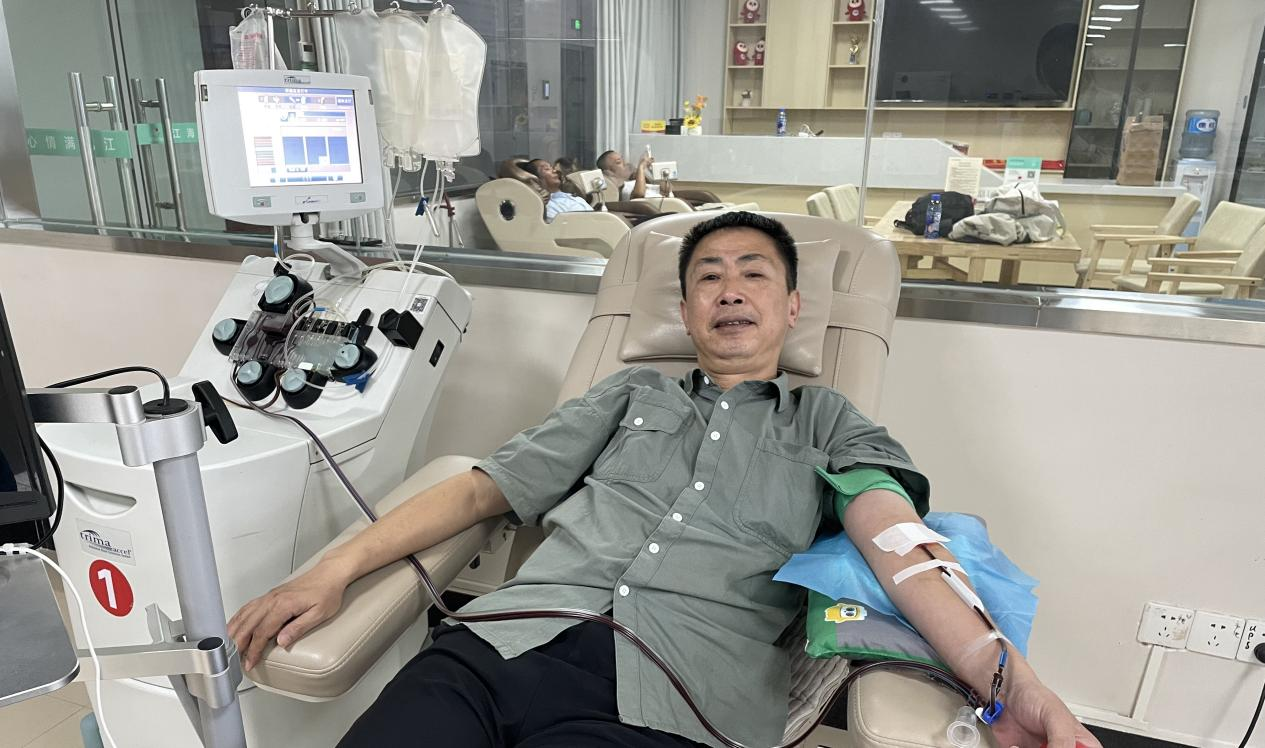 范彬：以坚守聚热血，以行动传希望