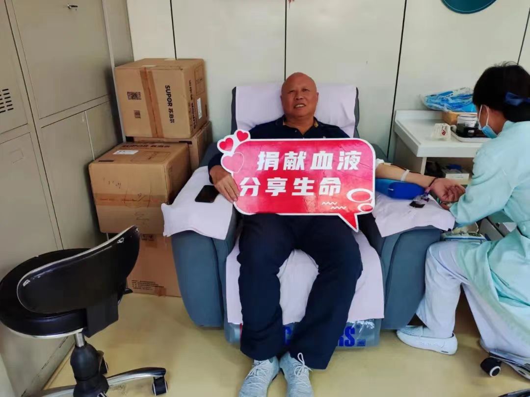 血库告急，他们的做法令人感动……